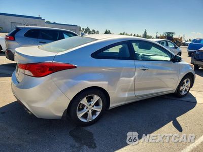 Trzecie zdjęcie samochodu z tyłu: 2013 HYUNDAI ELANTRA COUPE GS VIN:KMHDH6AE8DU013726 - miniatura