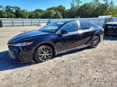 2021 TOYOTA CAMRY SE 4T1G11AKXMU542315 - główne zdjęcie licytacji z USA - miniatura