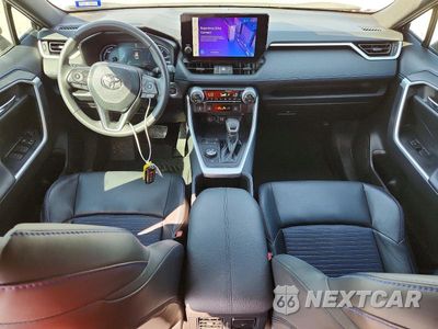 Zdjęcie 8 z 13 samochodu: 2024 TOYOTA RAV4 XSE VIN:2T3E6RFV2RW069048 - miniatura