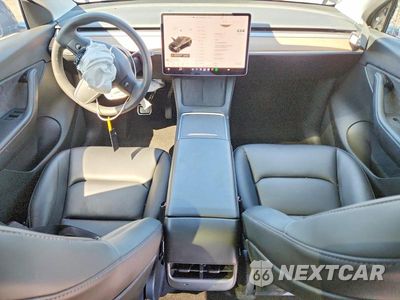 Zdjęcie 8 z 13 samochodu: 2021 TESLA MODEL Y VIN:5YJYGDEE3MF180236 - miniatura