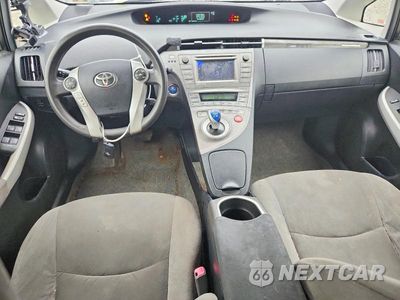 Zdjęcie 8 z 12 samochodu: 2012 TOYOTA PRIUS PLUG-IN HYBRID BASE VIN:JTDKN3DP0C3022943 - miniatura