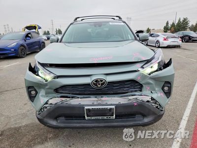 Piąte zdjęcie samochodu w środku: 2022 TOYOTA RAV4 XLE PREMIUM VIN:2T3C1RFV4NW217068 - miniatura