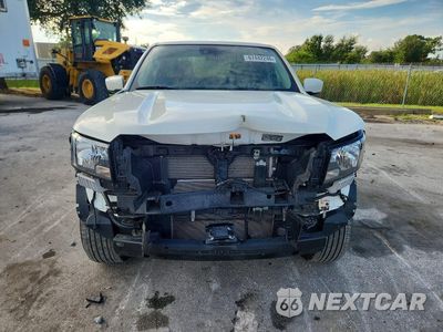 Piąte zdjęcie samochodu w środku: 2025 NISSAN FRONTIER SV VIN:1N6ED1EJXSN605888 - miniatura