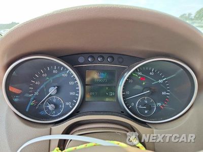 Zdjęcie 9 z 13 samochodu: 2006 MERCEDES-BENZ ML 350 VIN:4JGBB86E86A075810 - miniatura