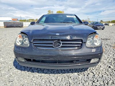 Piąte zdjęcie samochodu w środku: 2000 MERCEDES-BENZ SLK 230 KOMPRESSOR VIN:WDBKK47F7YF164003 - miniatura