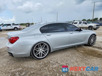 Trzecie zdjęcie samochodu z tyłu: 2014 BMW 740 LI VIN:WBAYE4C50ED138749 - miniatura