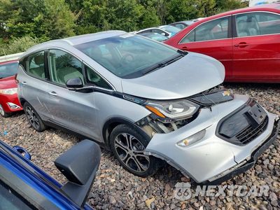 Czwarte zdjęcie samochodu z boku: 2018 CHEVROLET BOLT EV PREMIER VIN:1G1FX6S08J4138328 - miniatura