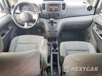 Zdjęcie 8 z 13 samochodu: 2015 NISSAN NV200 DELIVERY VAN VIN:3N6CM0KN0FK695296 - miniatura