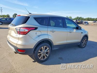 Trzecie zdjęcie samochodu z tyłu: 2017 FORD ESCAPE SE VIN:1FMCU9GD4HUC61548 - miniatura