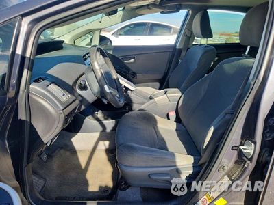 Zdjęcie 7 z 12 samochodu: 2012 TOYOTA PRIUS THREE VIN:JTDKN3DU4C1530690 - miniatura