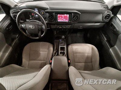 Zdjęcie 8 z 13 samochodu: 2021 TOYOTA TACOMA SR VIN:3TYRX5GN4MT030062 - miniatura