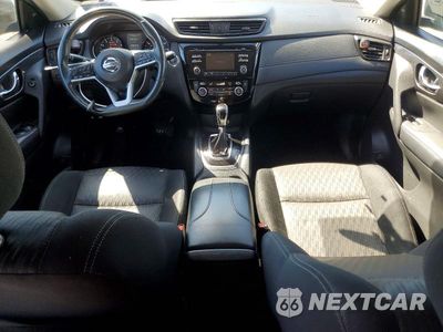 Zdjęcie 8 z 14 samochodu: 2017 NISSAN ROGUE SV VIN:KNMAT2MV2HP614578 - miniatura