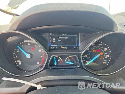 Zdjęcie 9 z 13 samochodu: 2019 FORD ESCAPE SE VIN:1FMCU0GD4KUB64031 - miniatura