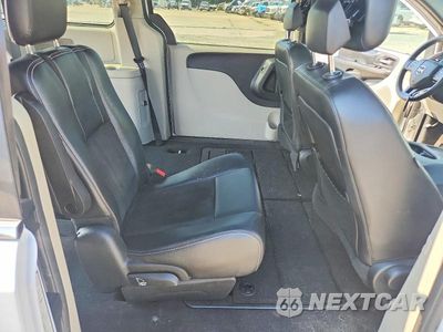 Zdjęcie 11 z 14 samochodu: 2019 DODGE GRAND CARAVAN SXT VIN:2C4RDGCGXKR600157 - miniatura