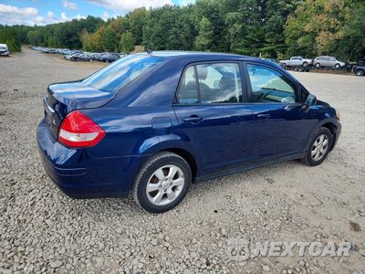 Trzecie zdjęcie samochodu z tyłu: 2011 NISSAN VERSA 1.8 S VIN:3N1BC1AP8BL413634 - miniatura
