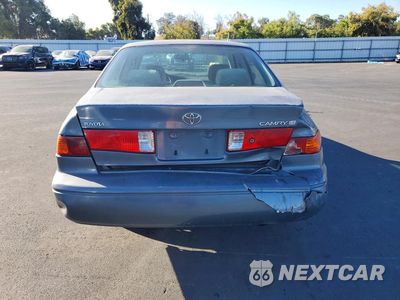Zdjęcie 6 z 12 samochodu: 2000 TOYOTA CAMRY LE VIN:JT2BG22K5Y0464436 - miniatura