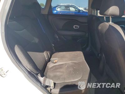 Zdjęcie 11 z 13 samochodu: 2018 KIA SOUL BASE VIN:KNDJN2A2XJ7619912 - miniatura