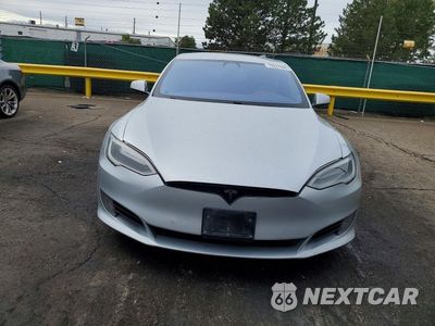 Piąte zdjęcie samochodu w środku: 2017 TESLA MODEL S VIN:5YJSA1E26HF197291 - miniatura