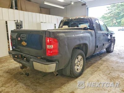 Trzecie zdjęcie samochodu z tyłu: 2013 CHEVROLET SILVERADO K1500 LT VIN:1GCRKSE77DZ207652 - miniatura
