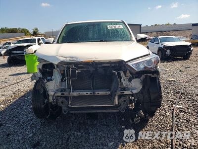Piąte zdjęcie samochodu w środku: 2016 TOYOTA 4RUNNER LIMITED VIN:JTEBU5JR8G5301972 - miniatura