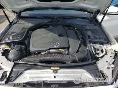 Zdjęcie 11 z 12 samochodu: 2019 MERCEDES-BENZ C 300 VIN:55SWF8DB2KU294488 - miniatura