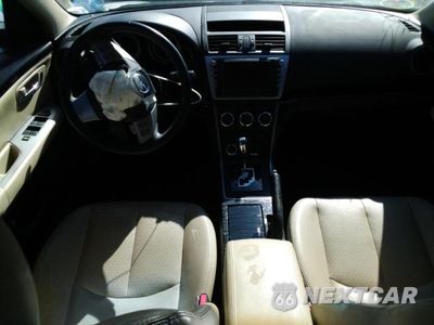 Zdjęcie 8 z 12 samochodu: 2009 MAZDA 6 S VIN:1YVHP82B095M08035 - miniatura