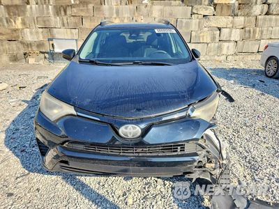 Piąte zdjęcie samochodu w środku: 2017 TOYOTA RAV4 LE VIN:2T3BFREV1HW632366 - miniatura