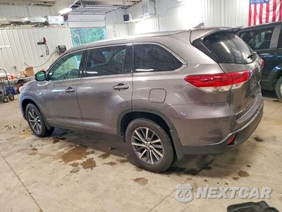 Drugie zdjęcie samochodu z przodu: 2019 TOYOTA HIGHLANDER XLE VIN:5TDJZRFH2KS706687 - miniatura