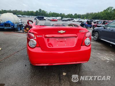 Zdjęcie 6 z 12 samochodu: 2014 CHEVROLET SONIC LS VIN:1G1JA5SGXE4155513 - miniatura