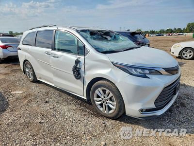 Czwarte zdjęcie samochodu z boku: 2022 TOYOTA SIENNA XLE VIN:5TDJRKEC8NS097137 - miniatura