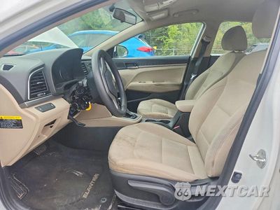 Zdjęcie 7 z 13 samochodu: 2018 HYUNDAI ELANTRA SE VIN:5NPD74LF6JH236516 - miniatura