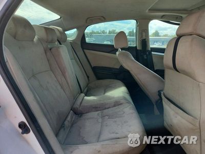 Zdjęcie 10 z 13 samochodu: 2020 HONDA CIVIC EX VIN:19XFC1F32LE211110 - miniatura