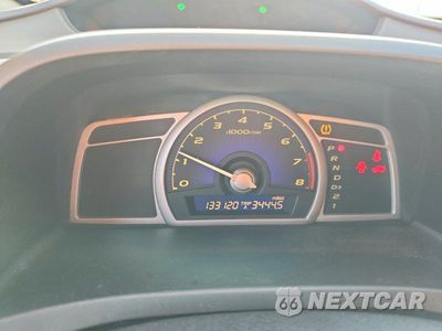 Zdjęcie 9 z 12 samochodu: 2008 HONDA CIVIC LX VIN:1HGFA16568L008261 - miniatura