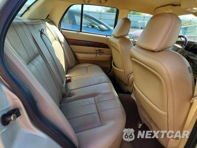 Zdjęcie 10 z 12 samochodu: 2005 MERCURY GRAND MARQUIS LS VIN:2MEHM75W35X623830 - miniatura