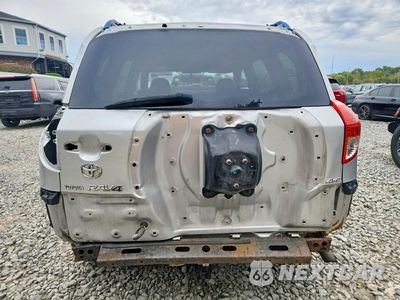Zdjęcie 6 z 14 samochodu: 2007 TOYOTA RAV4 BASE VIN:JTMBD33V175069301 - miniatura