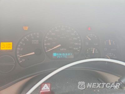 Zdjęcie 9 z 13 samochodu: 2001 CHEVROLET TAHOE C1500 VIN:1GNEC13T61R161207 - miniatura