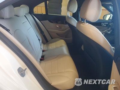 Zdjęcie 10 z 12 samochodu: 2018 MERCEDES-BENZ C 300 4MATIC VIN:55SWF4KB5JU280921 - miniatura