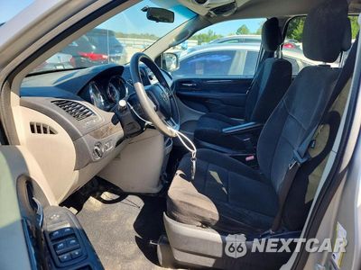 Zdjęcie 7 z 13 samochodu: 2012 DODGE GRAND CARAVAN SXT VIN:2C4RDGCGXCR229017 - miniatura