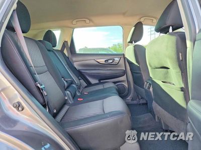 Zdjęcie 11 z 14 samochodu: 2018 NISSAN ROGUE S VIN:KNMAT2MV4JP503777 - miniatura