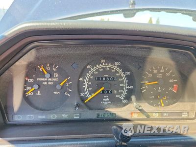 Zdjęcie 9 z 12 samochodu: 1995 MERCEDES-BENZ E 320 VIN:WDBEA66E5SC199409 - miniatura
