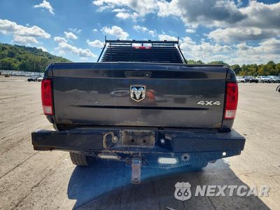 Zdjęcie 6 z 12 samochodu: 2015 RAM 2500 ST VIN:3C6UR5CL1FG639333 - miniatura