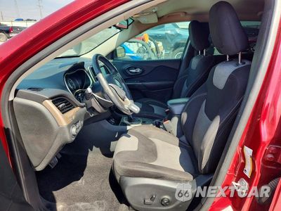 Zdjęcie 7 z 13 samochodu: 2014 JEEP CHEROKEE LATITUDE VIN:1C4PJLCB7EW299341 - miniatura
