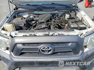 Zdjęcie 12 z 13 samochodu: 2014 TOYOTA TACOMA BASE VIN:5TFNX4CN3EX034058 - miniatura