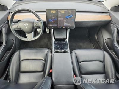 Zdjęcie 8 z 12 samochodu: 2018 TESLA MODEL 3 VIN:5YJ3E1EB2JF117466 - miniatura