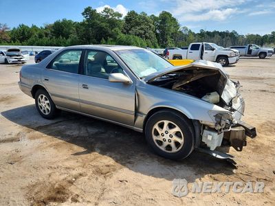 Czwarte zdjęcie samochodu z boku: 1997 TOYOTA CAMRY XLE V6 VIN:JT2BF22K5V0073785 - miniatura