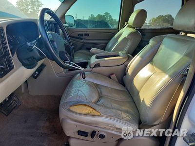 Zdjęcie 7 z 13 samochodu: 2005 CHEVROLET TAHOE K1500 VIN:1GNEK13T15R204649 - miniatura