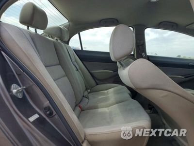 Zdjęcie 10 z 12 samochodu: 2010 HONDA CIVIC LX VIN:19XFA1F53AE013141 - miniatura