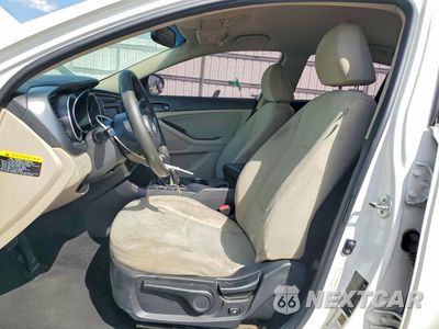 Zdjęcie 7 z 12 samochodu: 2015 KIA OPTIMA LX VIN:KNAGM4A77F5532490 - miniatura