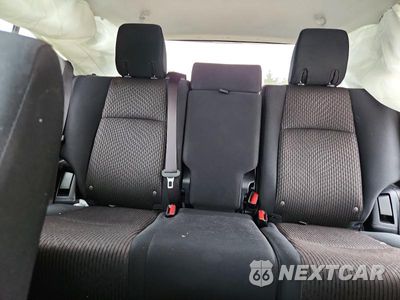 Zdjęcie 10 z 13 samochodu: 2018 TOYOTA 4RUNNER TRD OFF-ROAD VIN:JTEBU5JR7J5542235 - miniatura