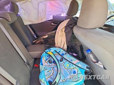 Zdjęcie 10 z 12 samochodu: 2014 TOYOTA PRIUS THREE VIN:JTDKN3DU5E1777087 - miniatura